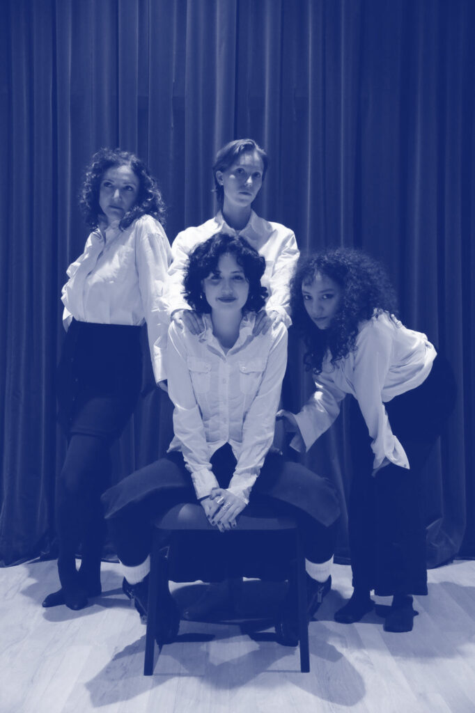 Un désir en jupes noires